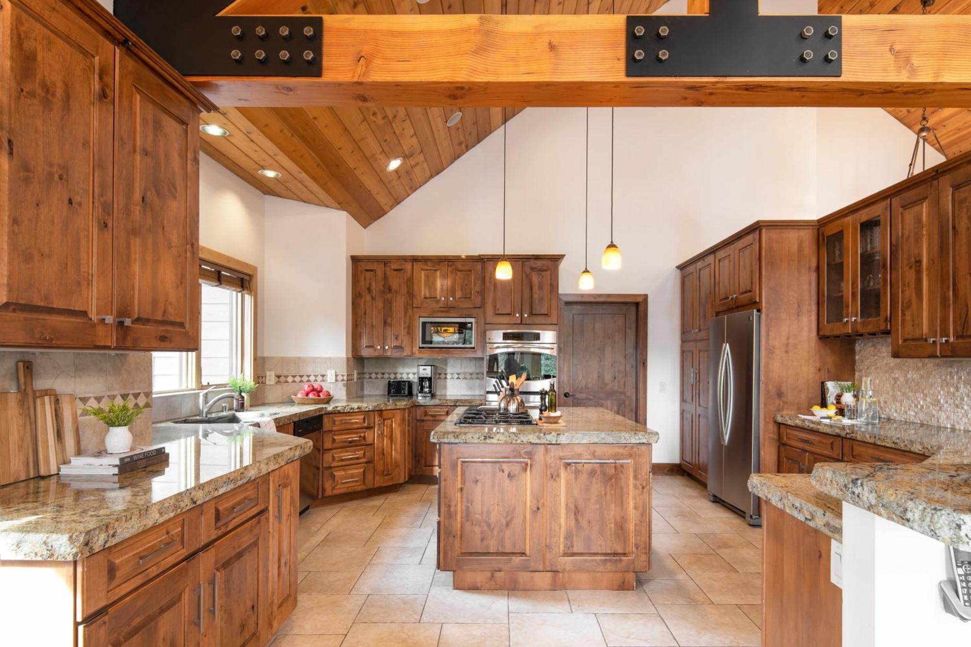 Coyote Moon By Avantstay Cabin Wsauna Mins From Dt Truckee Northstar المظهر الخارجي الصورة